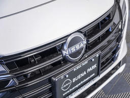 Nissan Versa SV CVT 2025