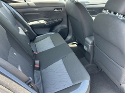 Nissan Versa SV CVT 2025