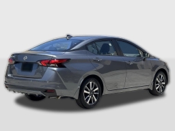 Nissan Versa SV CVT 2025