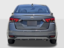 Nissan Versa SV CVT 2025