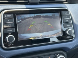 Nissan Versa SV CVT 2025