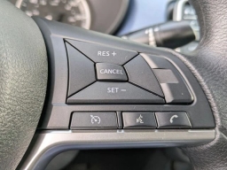 Nissan Versa SV CVT 2025