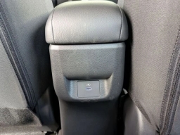 Nissan Versa SV CVT 2025