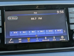 Nissan Versa SV CVT 2025