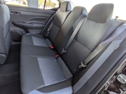 Nissan Versa SV CVT 2025