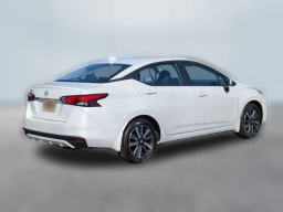 Nissan Versa SV CVT 2025