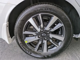 Nissan Versa SV CVT 2025