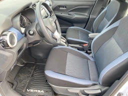 Nissan Versa SV CVT 2025