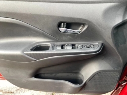 Nissan Versa SV CVT 2025