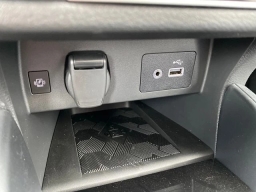 Nissan Versa SV CVT 2025