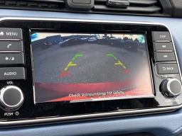 Nissan Versa SV CVT 2025