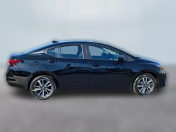 Nissan Versa SV CVT 2025