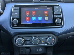 Nissan Versa SV CVT 2025