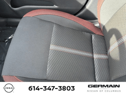 Nissan Versa SR CVT 2025