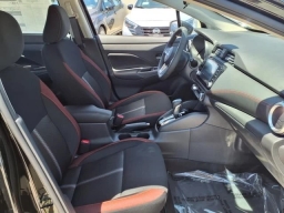 Nissan Versa SR CVT 2025