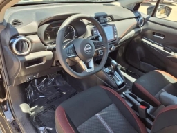 Nissan Versa SR CVT 2025