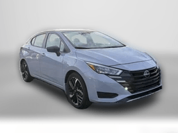 Nissan Versa SR CVT 2025