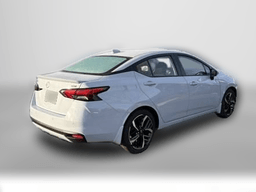 Nissan Versa SR CVT 2025