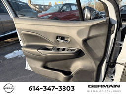 Nissan Versa SR CVT 2025