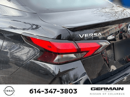 Nissan Versa SR CVT 2025