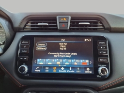 Nissan Versa SR CVT 2025