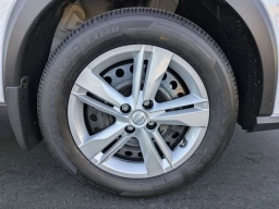 Nissan Kicks Play S FWD 2025