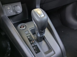 Nissan Kicks Play S FWD 2025