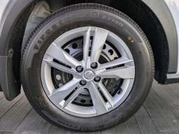 Nissan Kicks Play S FWD 2025