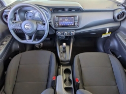 Nissan Kicks Play S FWD 2025