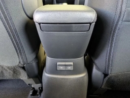 Nissan Kicks Play S FWD 2025