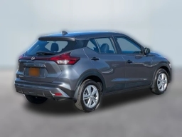 Nissan Kicks Play S FWD 2025