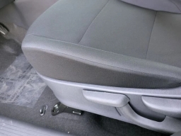 Nissan Kicks Play S FWD 2025