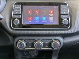 Nissan Kicks Play S FWD 2025