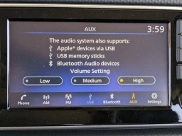 Nissan Kicks Play S FWD 2025