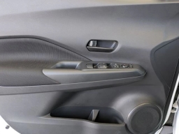 Nissan Kicks Play S FWD 2025