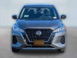 Nissan Kicks Play S FWD 2025