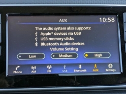 Nissan Kicks Play S FWD 2025