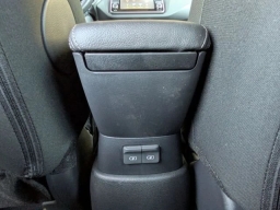 Nissan Kicks Play S FWD 2025