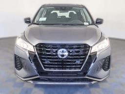 Nissan Kicks Play S FWD 2025