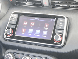 Nissan Kicks Play S FWD 2025