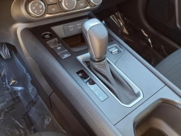 Nissan Kicks S FWD 2026