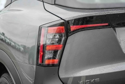 Nissan Kicks S FWD 2026