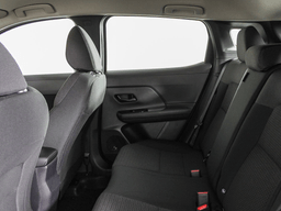 Nissan Kicks S FWD 2026