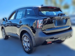 Nissan Kicks S FWD 2026