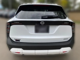 Nissan Kicks SV AWD 2026