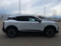 Nissan Kicks SV AWD 2026