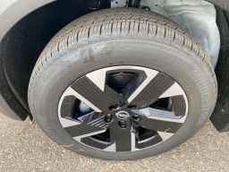 Nissan Kicks SV AWD 2026