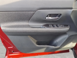 Nissan Kicks SV AWD 2026