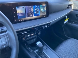 Nissan Kicks SV AWD 2026