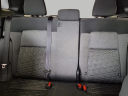 Nissan Kicks SV AWD 2026